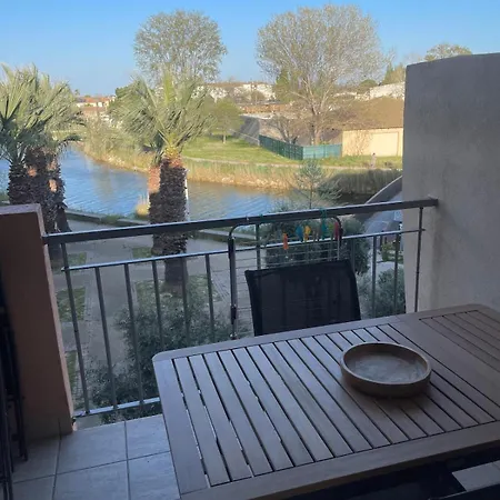 Les Rives Du Port Camargue Apartamento *