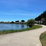 Les Rives Du Port Camargue *